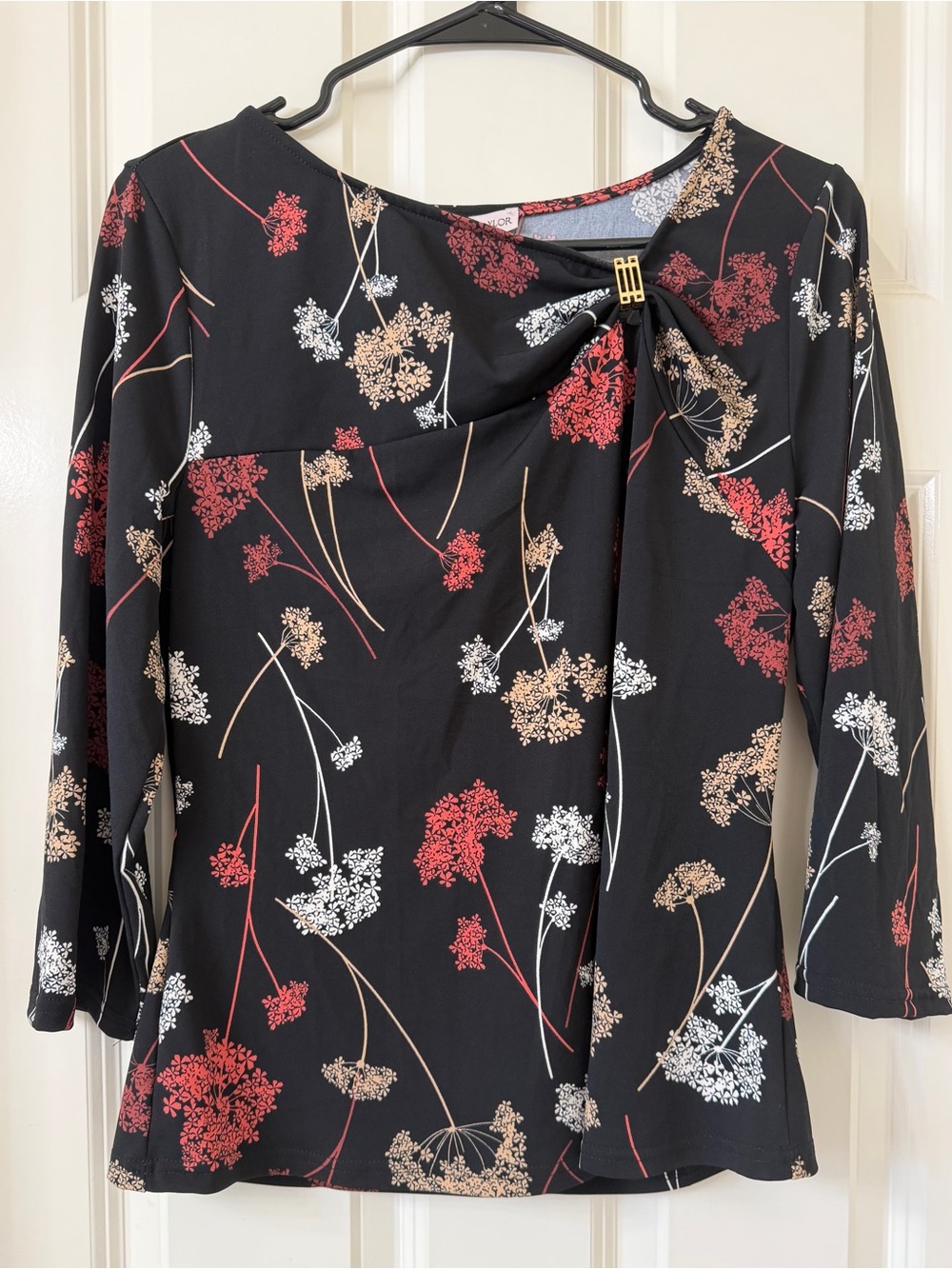 Black Floral Twist-Accent Long Sleeve Top